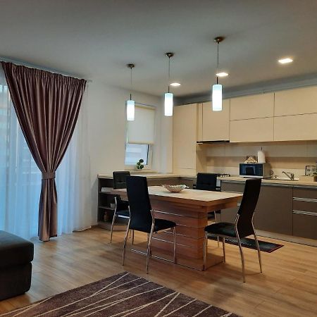 Sorin'S Comfortable Apartment Brasov Luaran gambar
