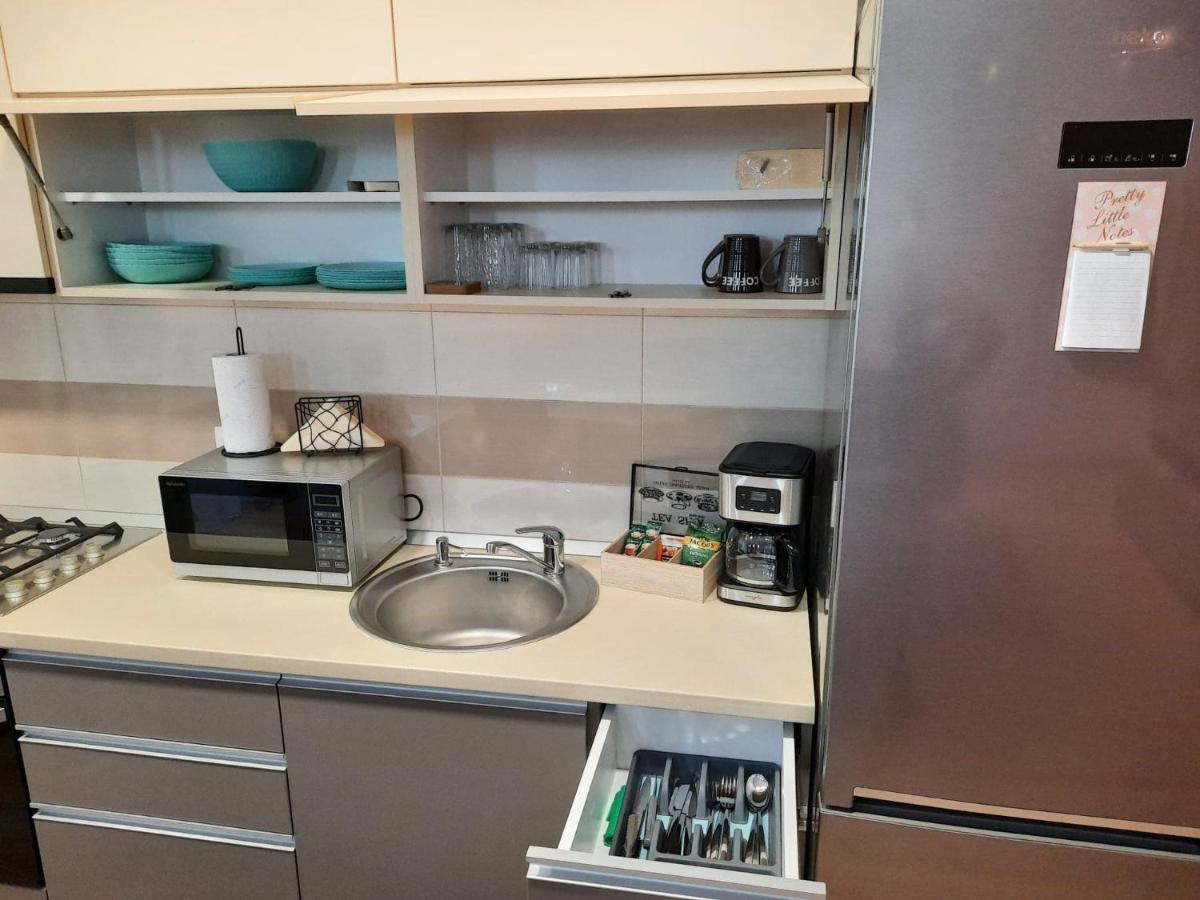 Sorin'S Comfortable Apartment Brasov Luaran gambar
