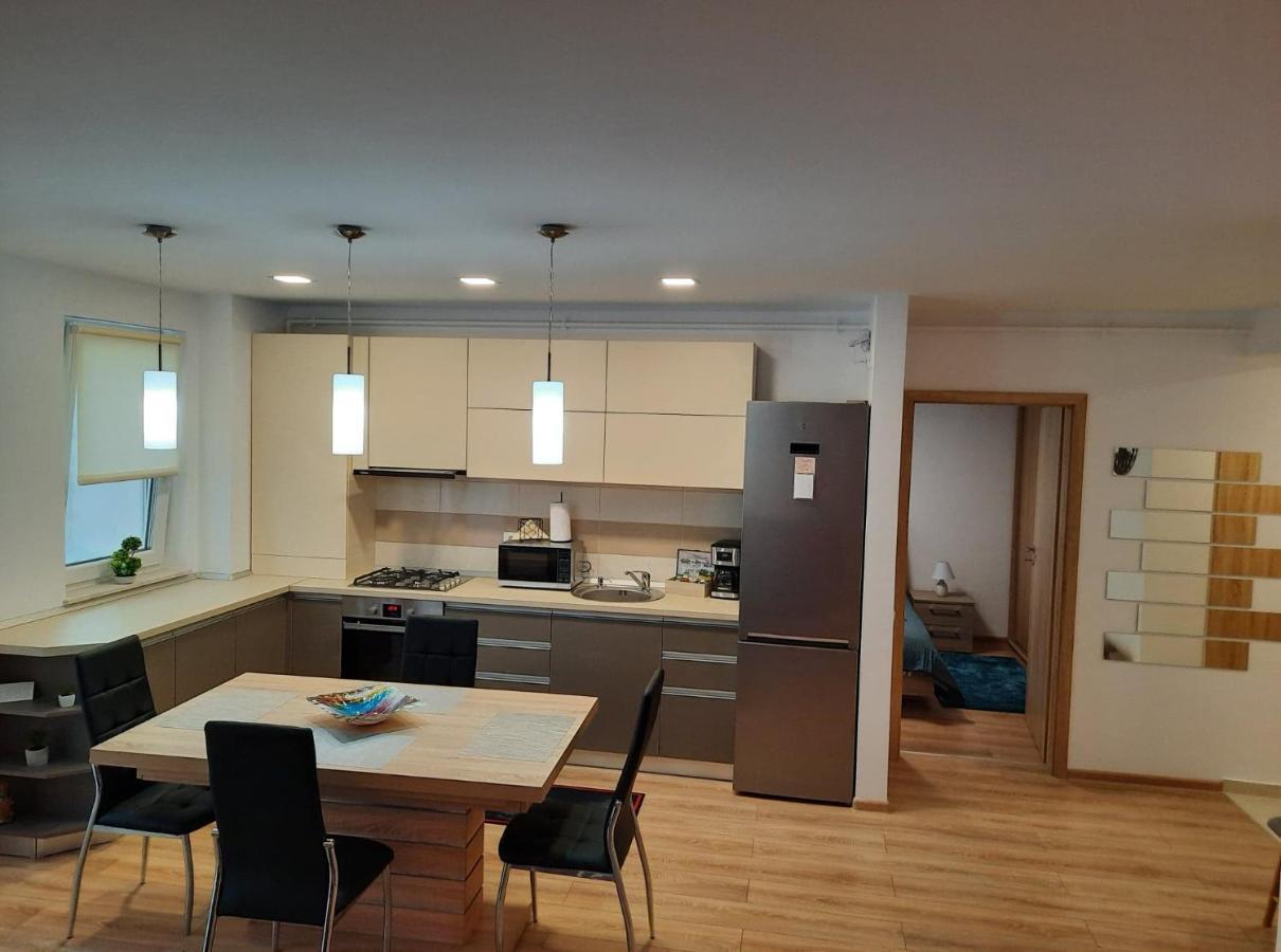 Sorin'S Comfortable Apartment Brasov Luaran gambar