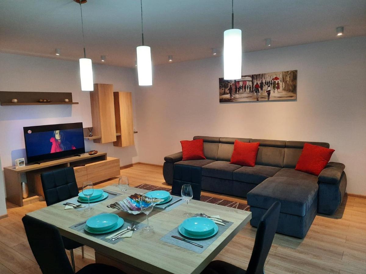 Sorin'S Comfortable Apartment Brasov Luaran gambar